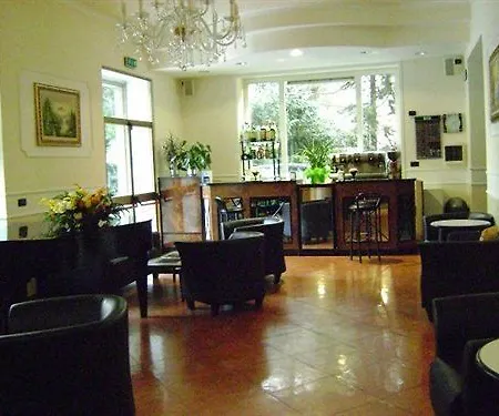 Hotel Robinia 3*